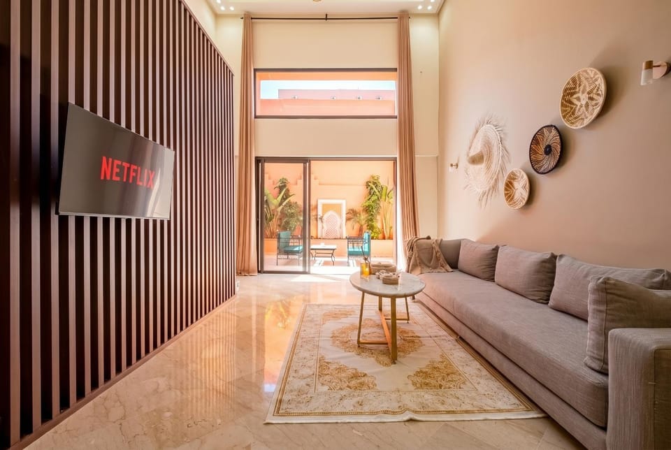 Peaceful haven in Gueliz with terrace and swimming pool Apartment in Marrakesh