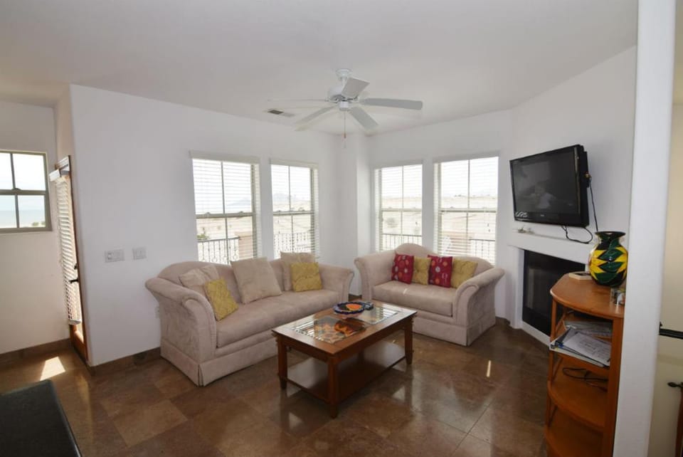 Beautiful Beachfront San Felipe Rental Villa House in State of Baja California