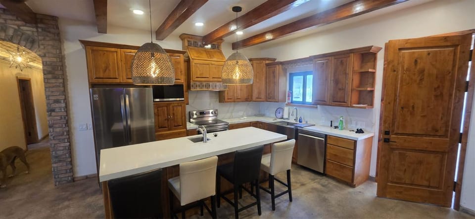 The Big House Baja - 5BR Vacation Rental with Private Pool House in State of Baja California