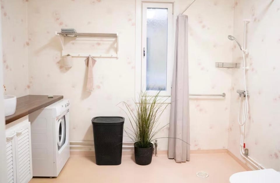 Mukka Matarengi Upstairs 1 & 2 Apartment in Norrbotten County, Sweden