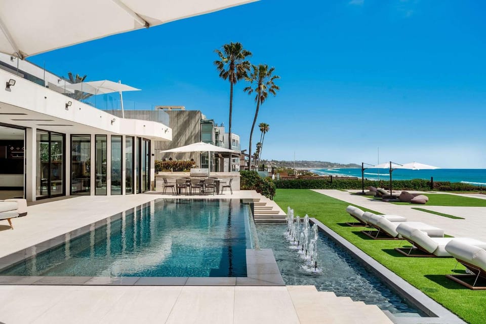 Paraiso by Stay Awhile Villas House in Malibu