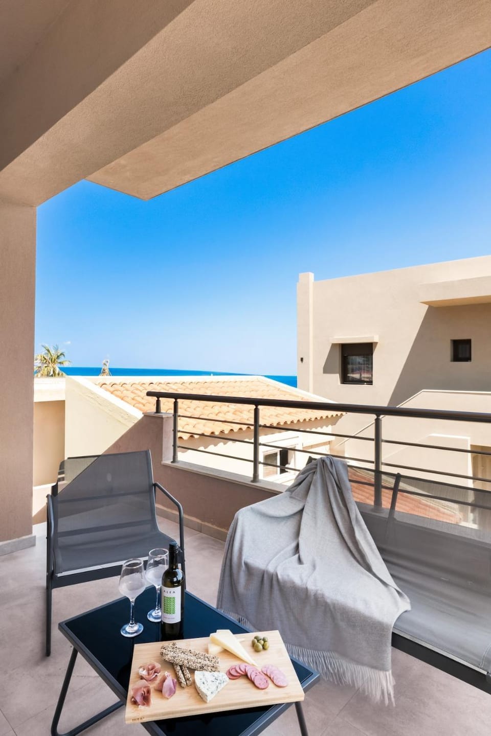 Ocean Alley Seaside Retreats - Coral Suite Apartment in Crete Region