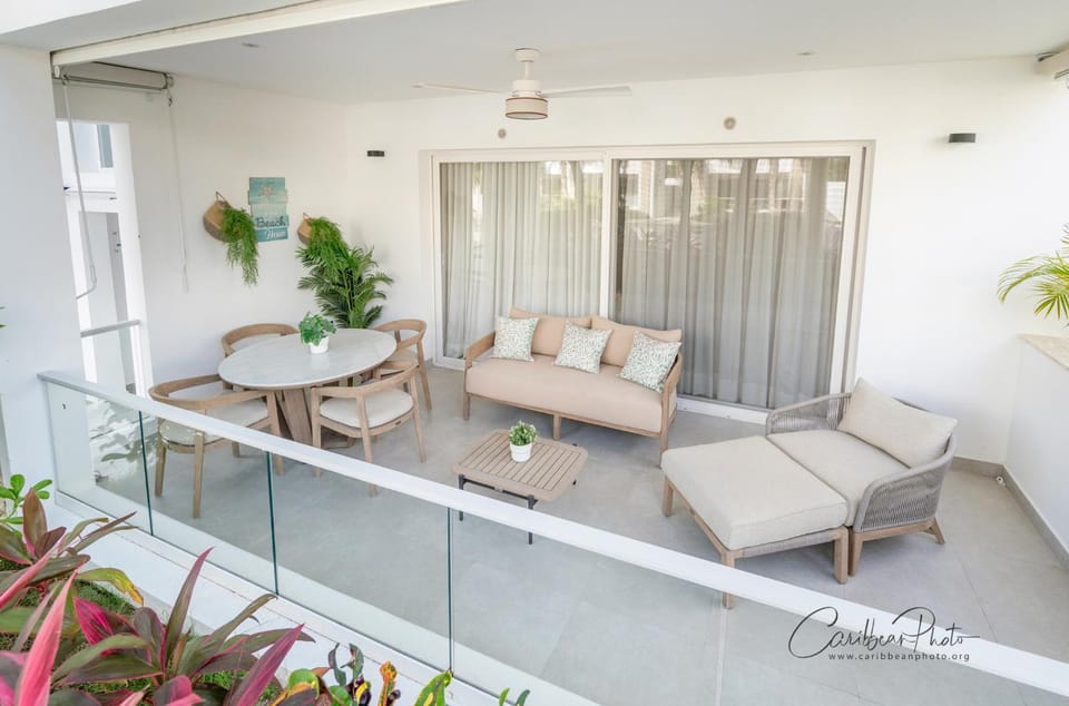 Aqua Esmeralda Beachfront Barlovento 104 Apartment in Dominicus
