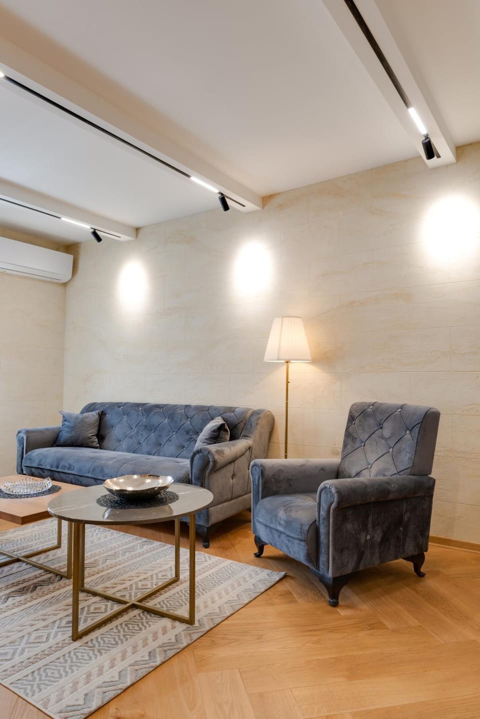 Apartmani Central 5 & Free Parking Apartment in Serbia