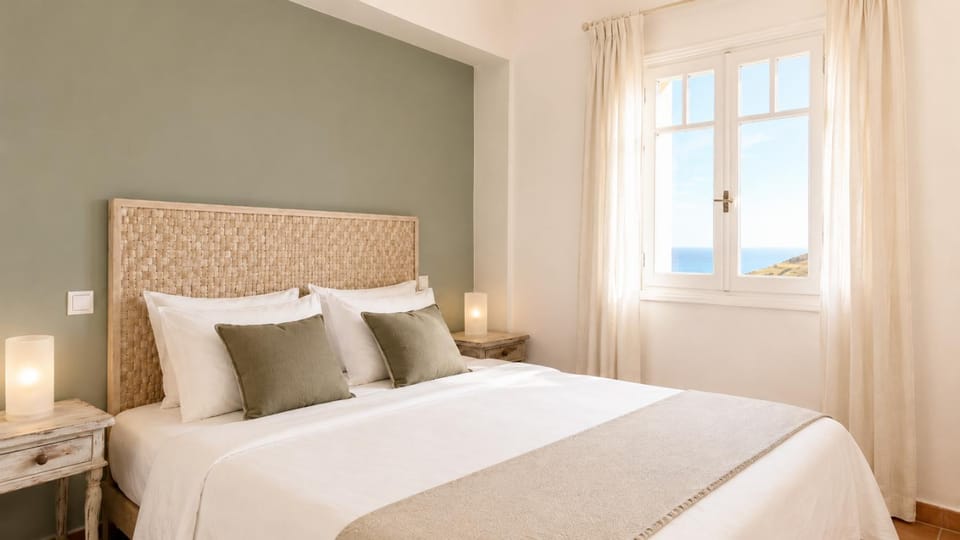 Bedroom, Sea view