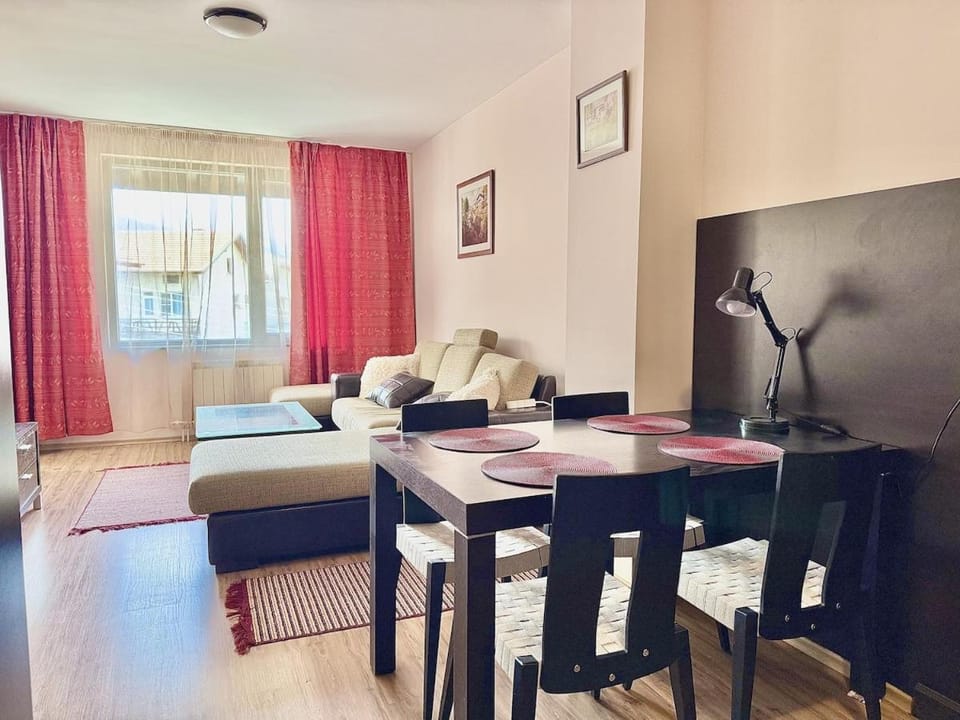 Peak Retreat Apartment Bansko Apartment in Bansko