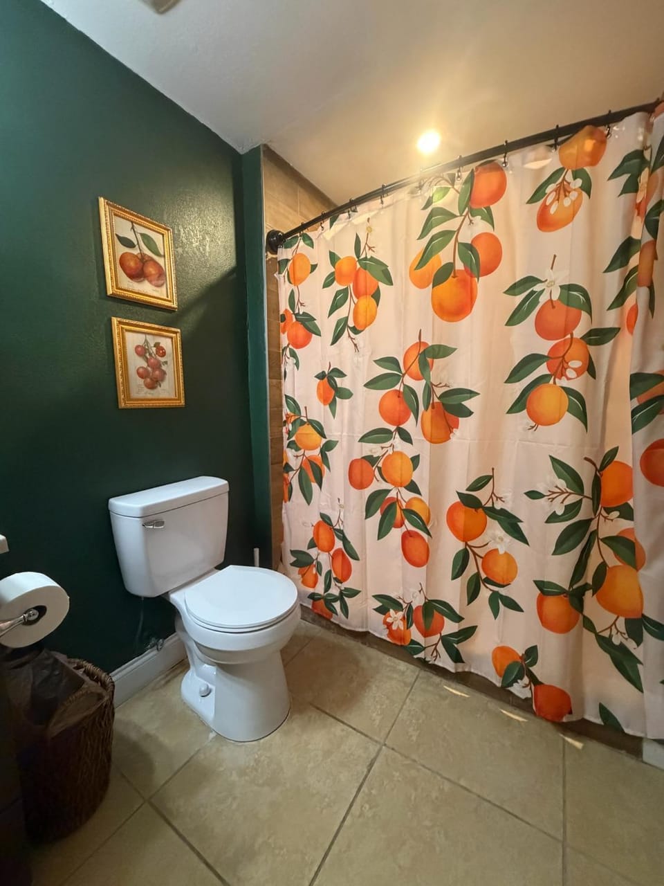 “The Clementine” Boho Home in Orlando’s Food Scene Bed and Breakfast in Orlando