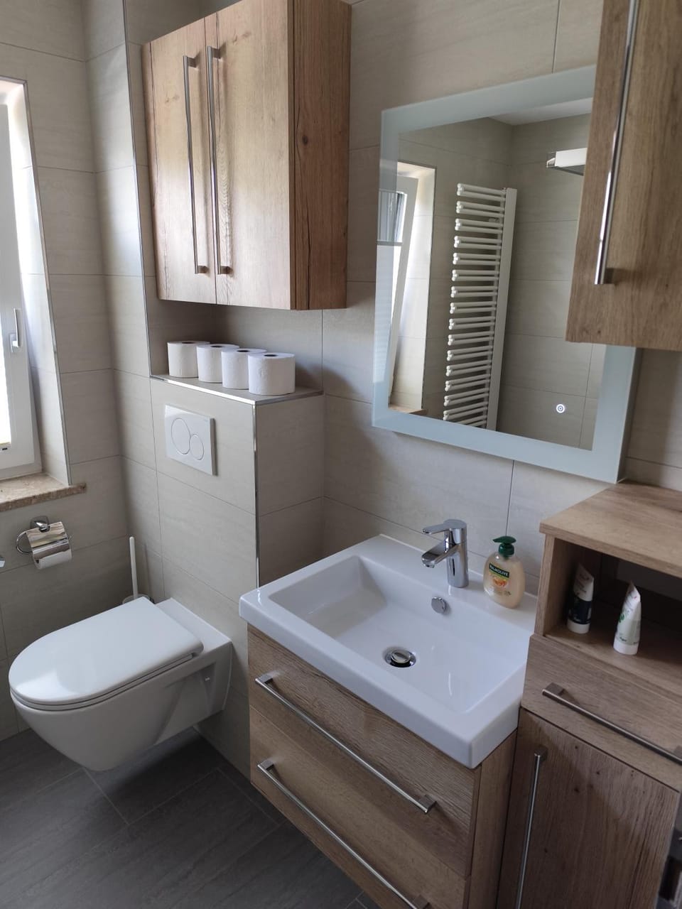 Toilet, Bathroom