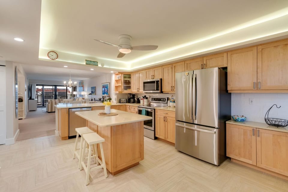 Beachfront Condo at Pointe Santo with Roof Deck House in Sanibel Island