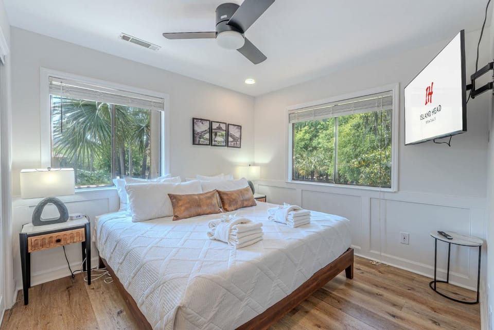 2BR Dunes VIlla - Pool Apartment in South Forest Beach