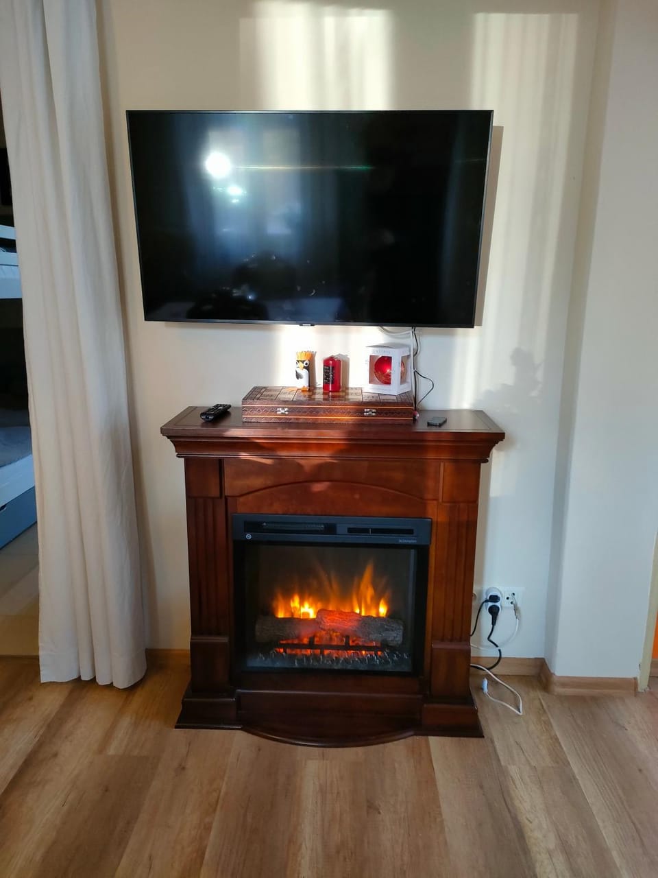 TV and multimedia, fireplace