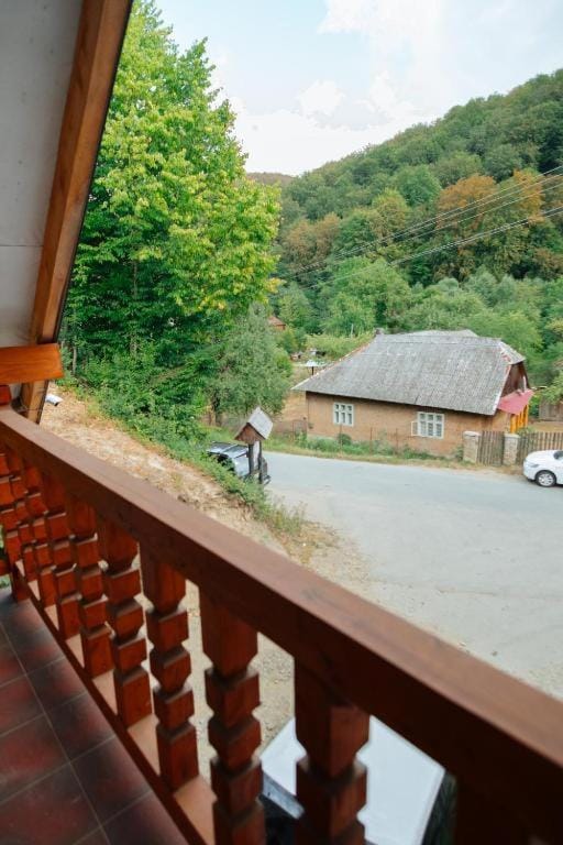 Садиба над потоком Hotel in Ukraine
