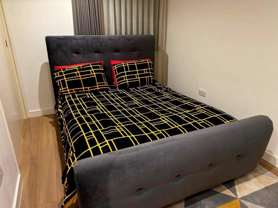Cosy Room Vacation rental in Brentford