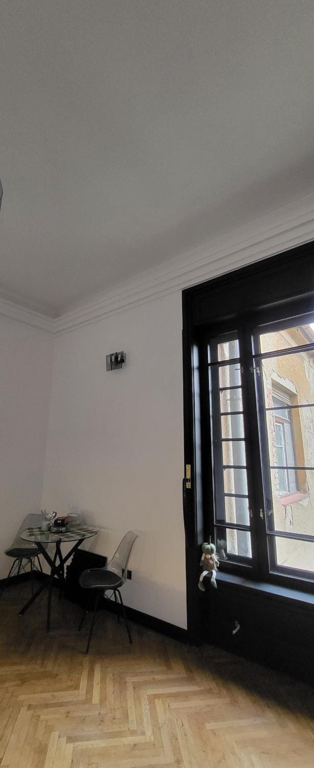 Alexandra's Black Central Residence Apartment in Romania