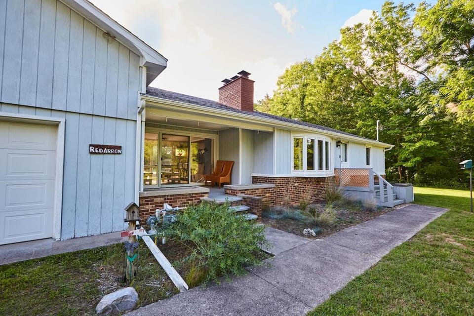 Family Getaway near Weko Beach, Parks & Wineries House in Bridgman