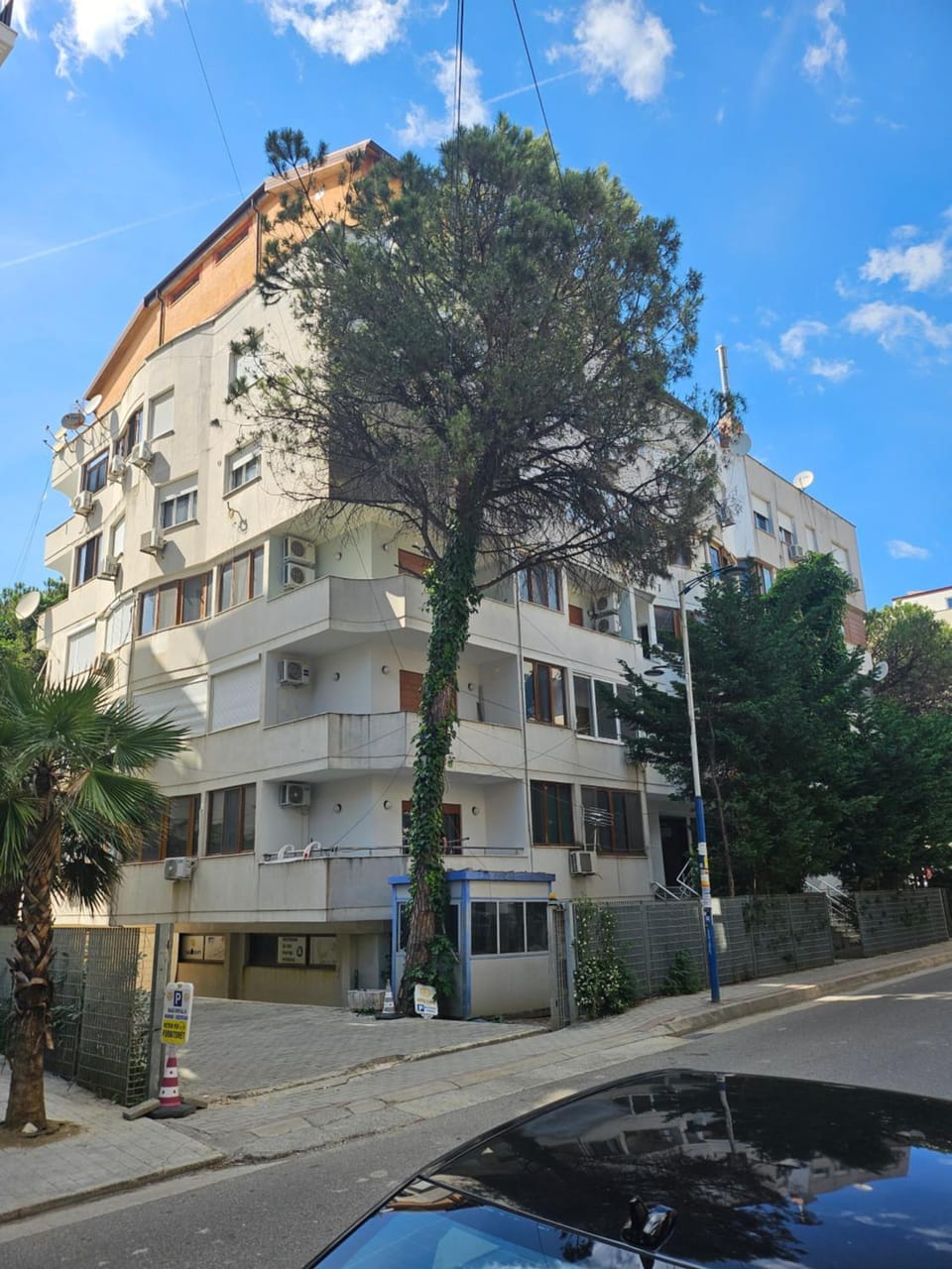 SunBeach Apartament Apartment in Tirana County, Albania