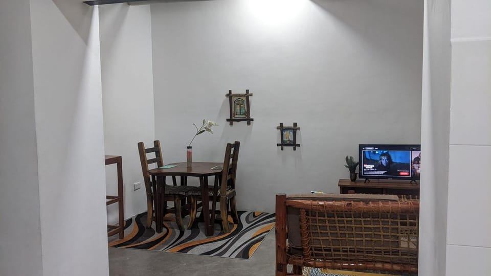Communal lounge/ TV room, TV and multimedia, Living room