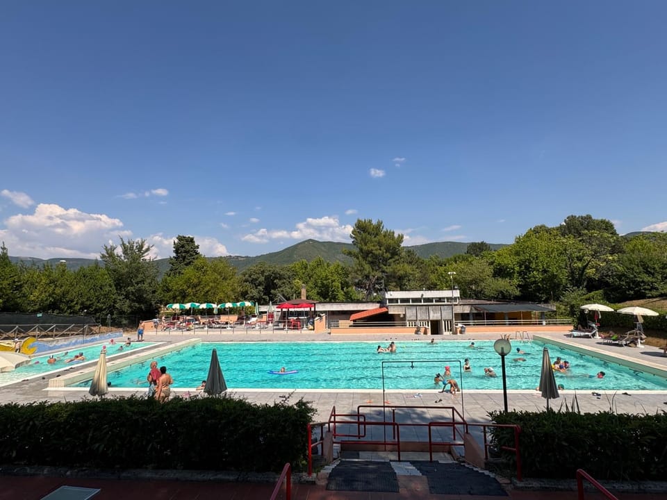 Swimming pool