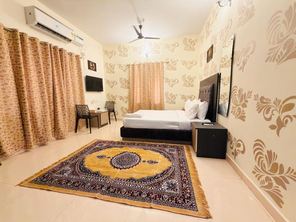 Cashew tree suites - Anna Nagar Apartment in Chennai