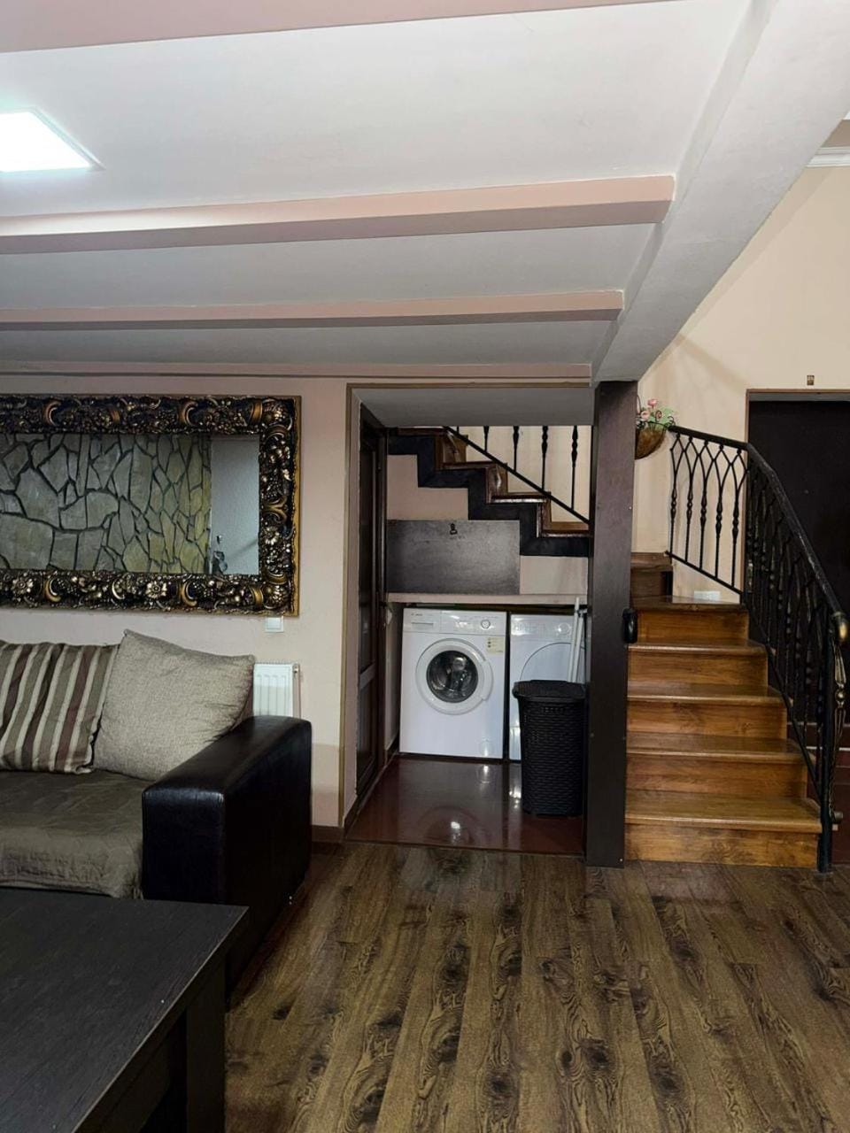 Elegant Tbilisi Heritage Apartment Apartment in Tbilisi, Georgia