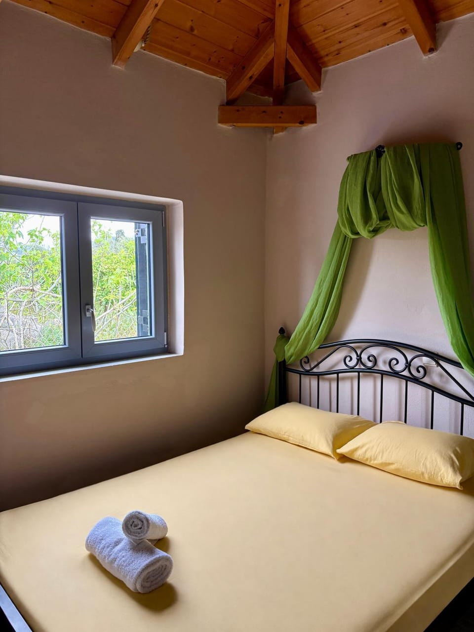 Alsalos House in Messenia