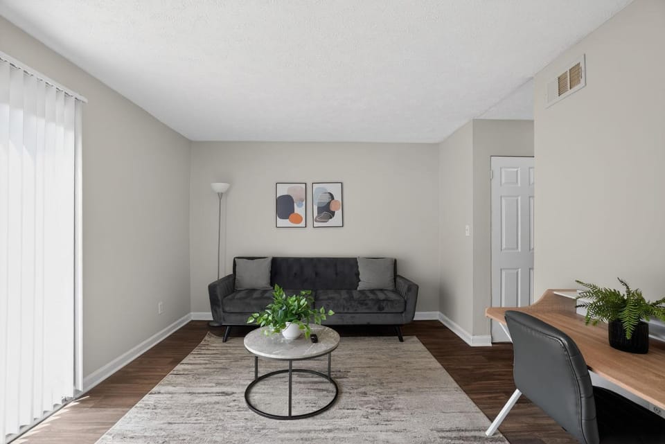 Cozy stay near Atlanta with easy access Apartment in Riverdale