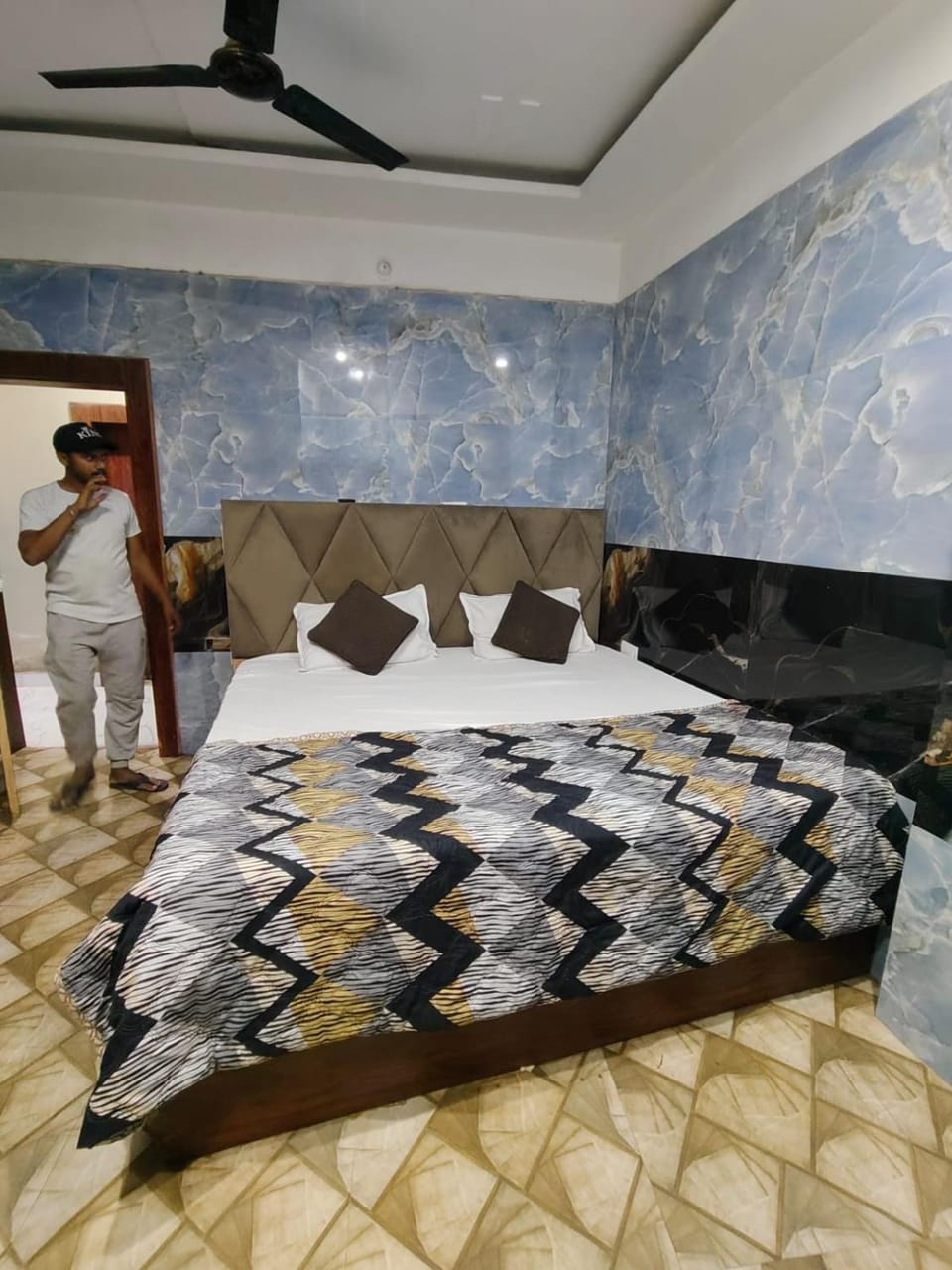 Tulsi Dham Bed and Breakfast in Uttar Pradesh