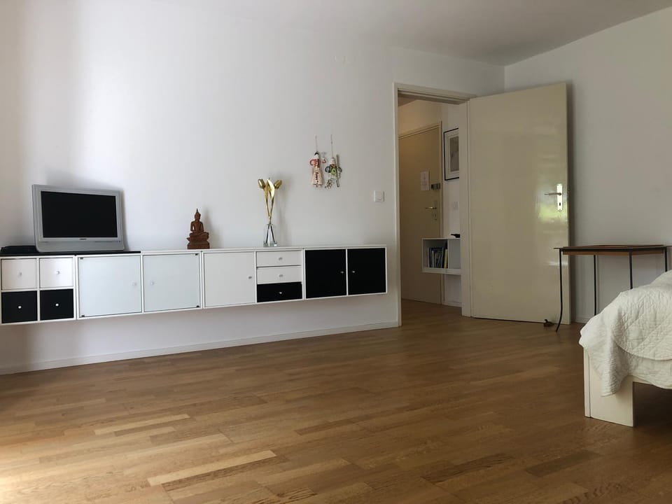 Living room, Bedroom