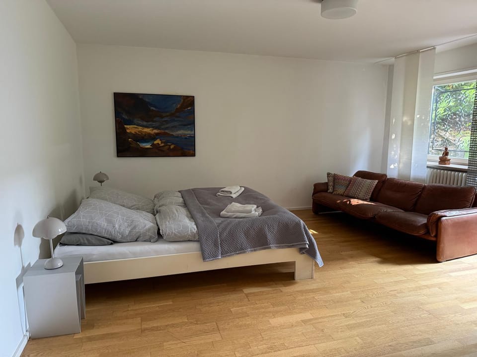 Living room, Bedroom