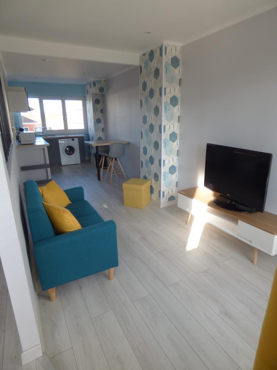 L'Échappée Calaisienne - Cosy Vue Place d'Armes Apartment in Calais