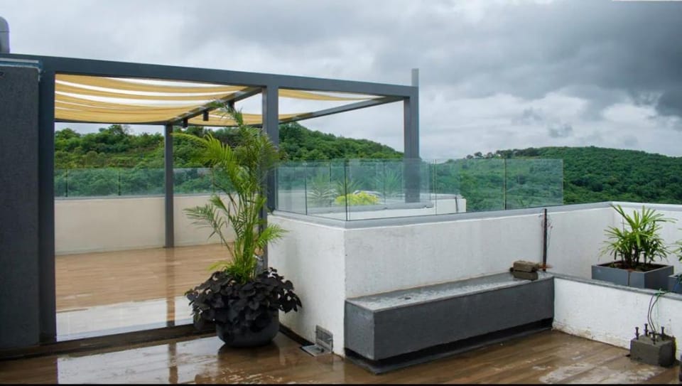 Serenity Stay -Studio in Pashan-Baner Road Apartment in Pune
