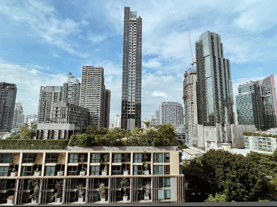 Luxurious 1-Bedroom Apartment Near BTS Thonglor, Bangkok Apartment in Bangkok