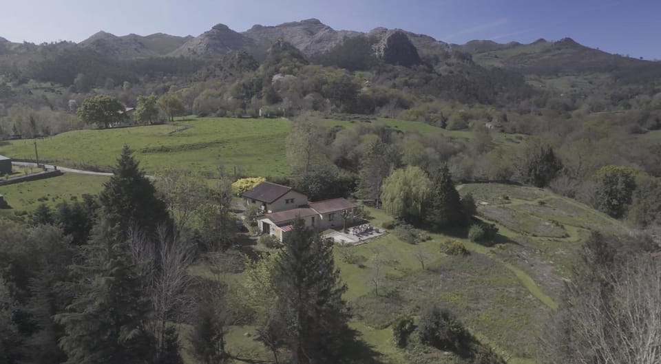 Nearby landmark, Day, Natural landscape, Bird's eye view, Mountain view