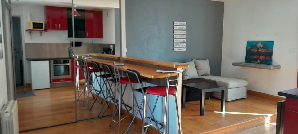 F2 4 personnes 300 m plage Apartment in Bernières-sur-Mer