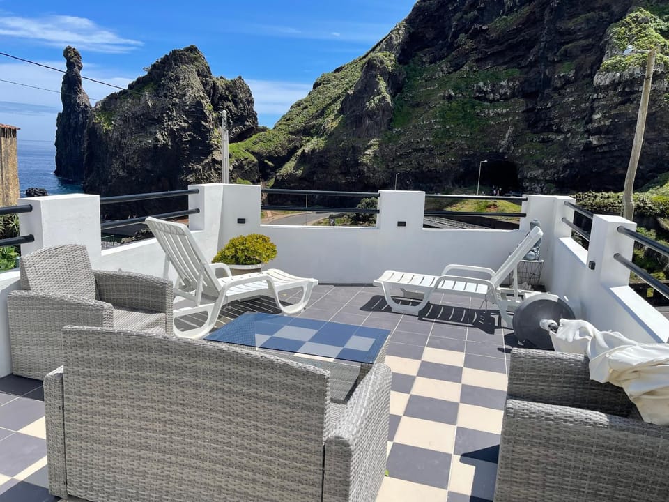 Rdj B Apartment in Madeira District