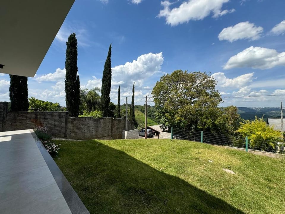 Alto dos Vinhedos - Casa completa com 3 dormitórios House in State of Santa Catarina