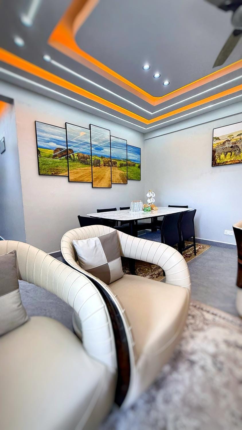 Living room, Decorative detail, Seating area, Dining area