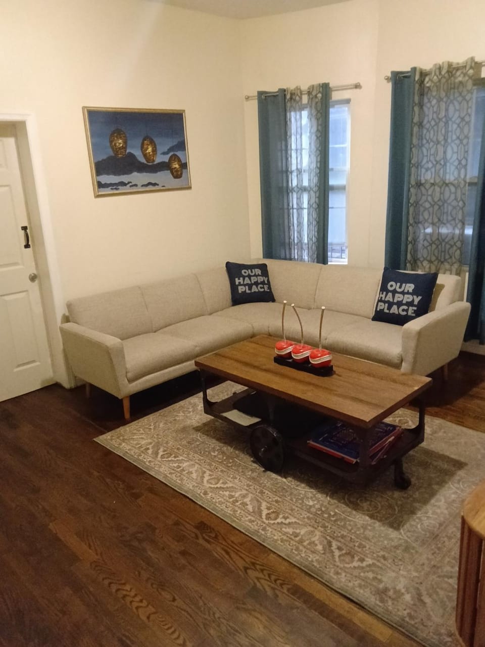 Private Rooms Furnished&Renovate for Short and Extended Stays Vacation rental in Irvington