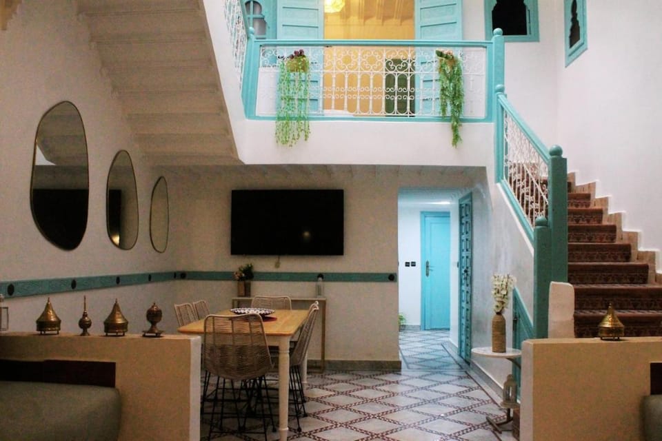 3 BR Private Riad, 3 Pools, Free Parking House in Marrakesh