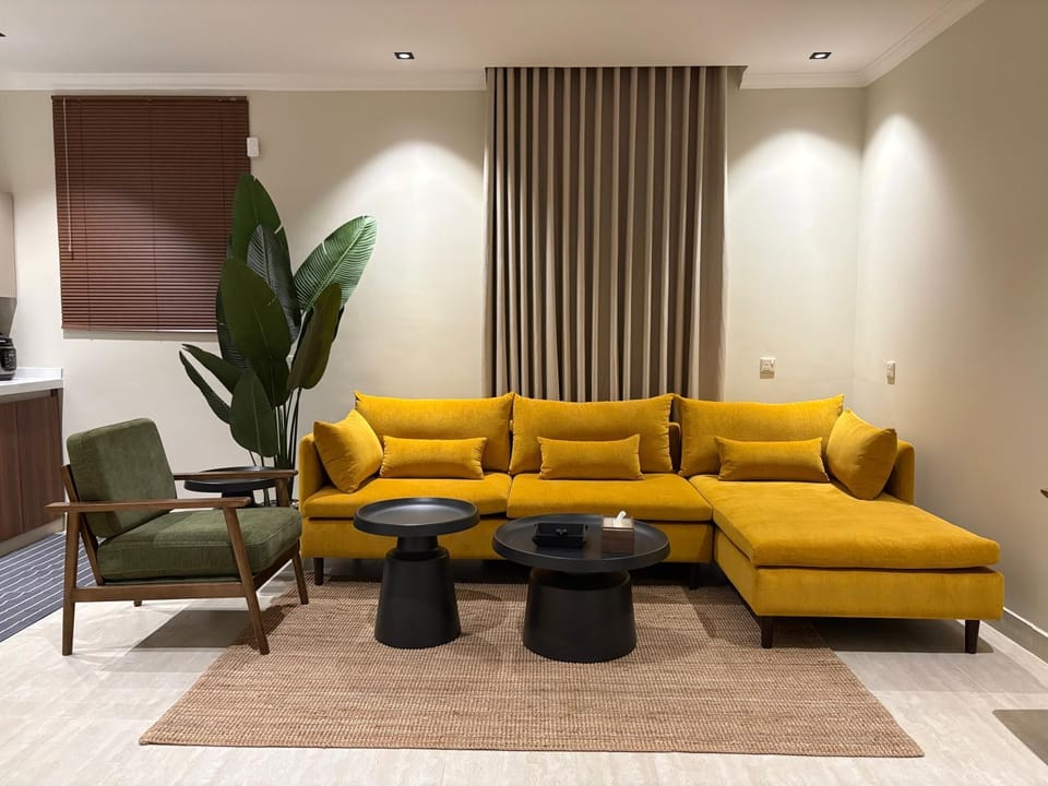 إقامة إيوان بدخول ذاتي وصالة جانبية 2 Apartment in Riyadh Province