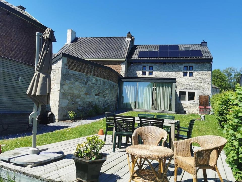 Property building, Patio, Garden, Garden view