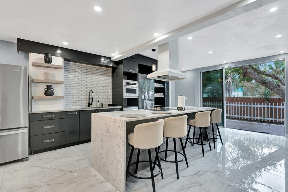 Kitchen or kitchenette