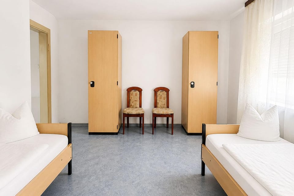 Bed, Photo of the whole room, Bedroom, wardrobe