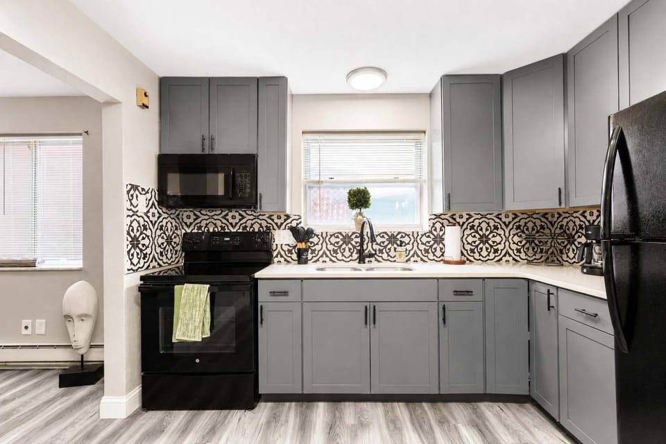 Quiet Morganford 1BR for Travel Nurses Apartment in Tower Grove South