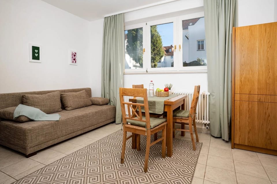 Fewo 2 Marineblau Modernes Studio in Binz, Strandnah Apartment in Binz