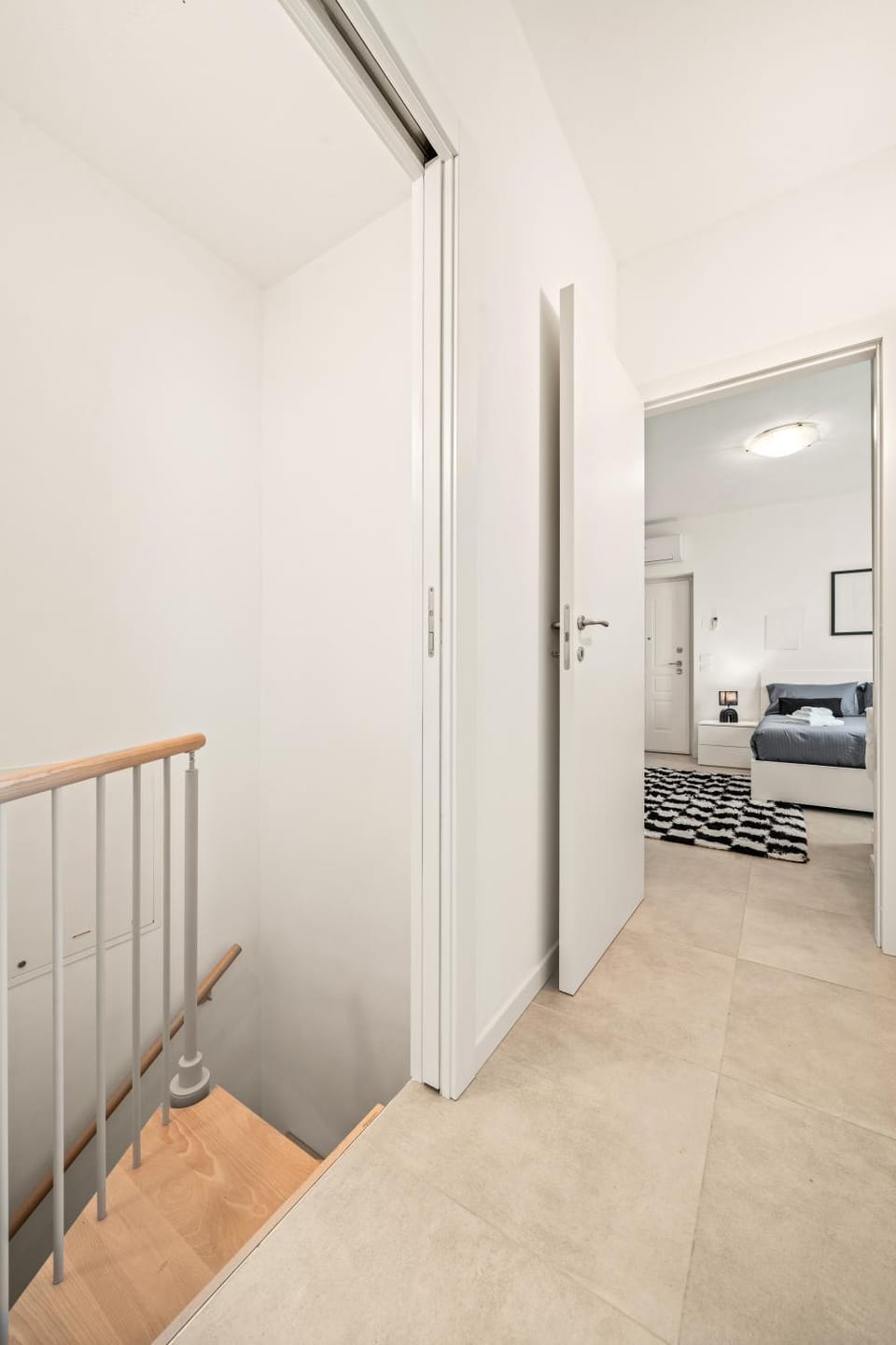 Villa Spiaggia Oro - 4 minute walk to the beach House in Desenzano del Garda