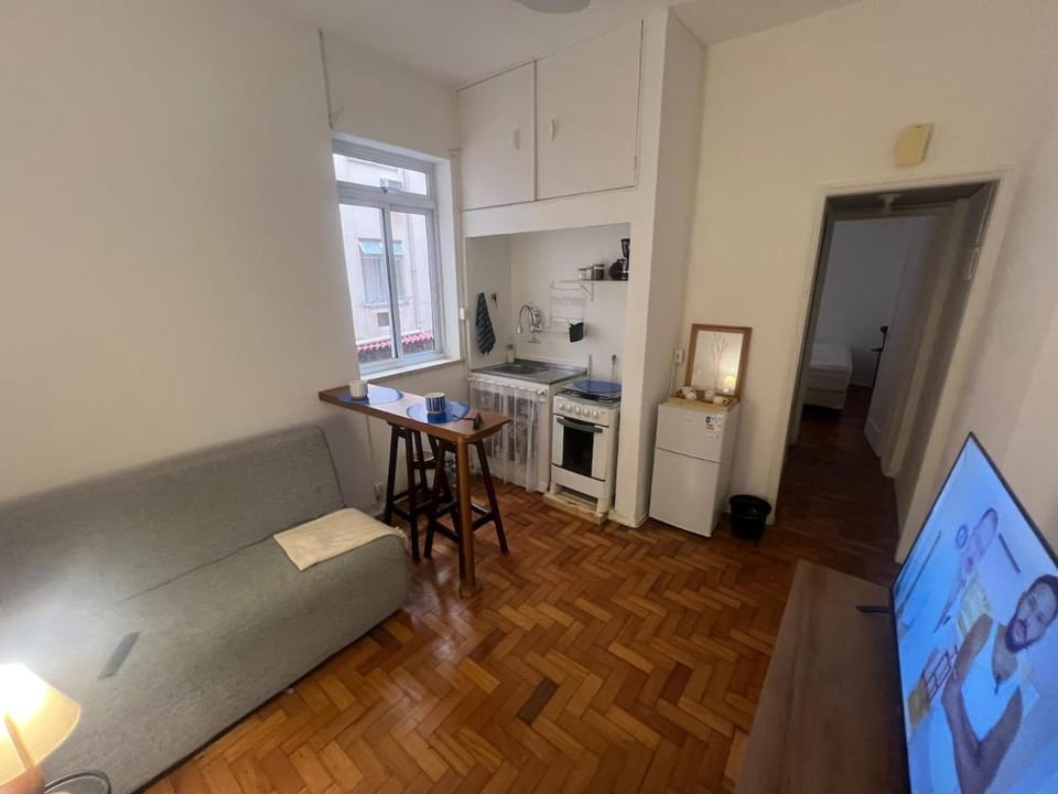 Cozy Flat at Flamengo -- Beach, Aterro, Metro Apartment in Santa Teresa