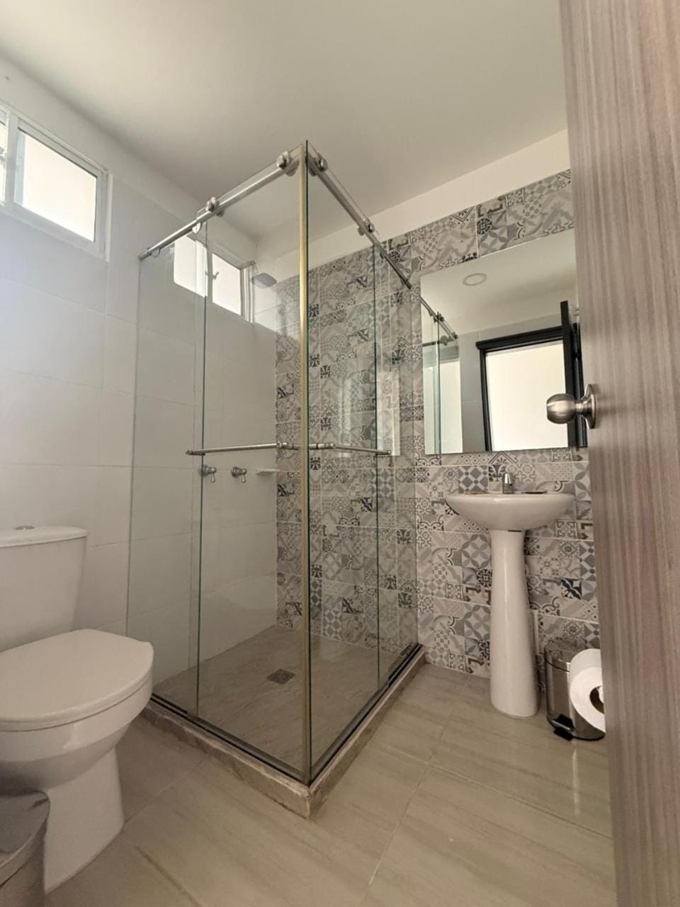 Shower, Toilet, Bathroom