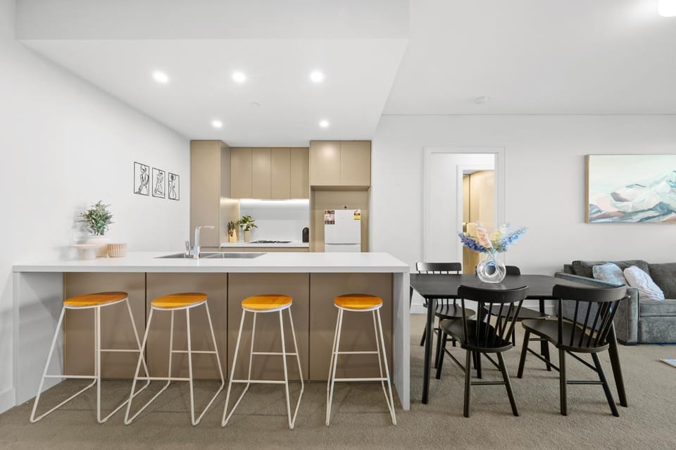 Luxury 2BR Oasis Panoramic CBD & Park Views Apartment in Sydney