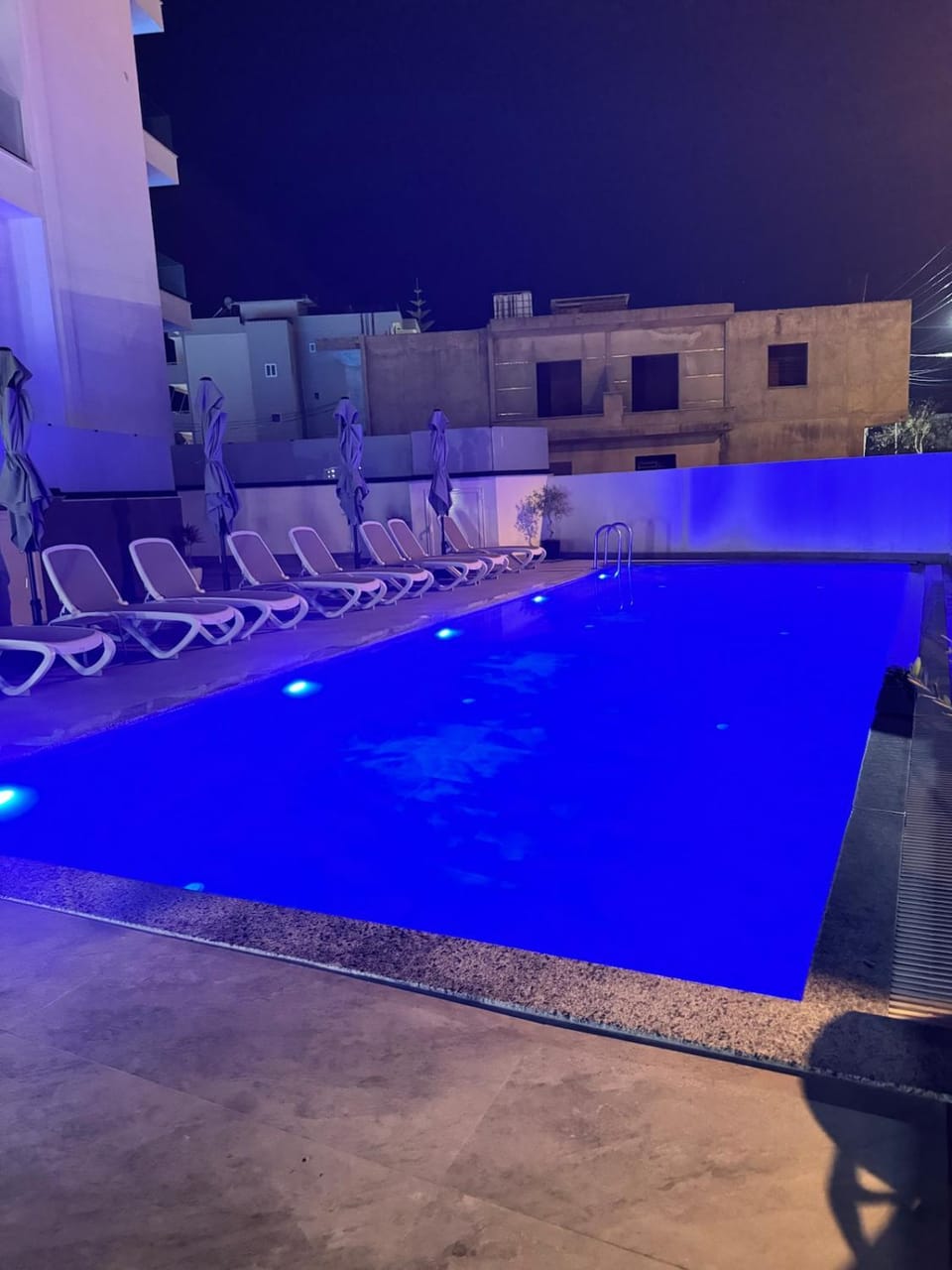 Swimming pool